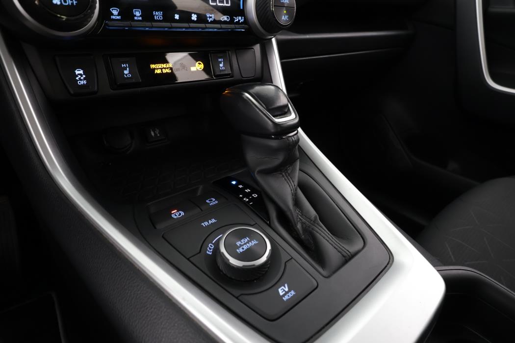 TOYOTA RAV4 2019