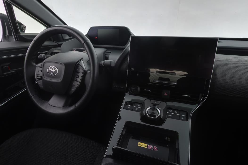 TOYOTA bZ4X 2023