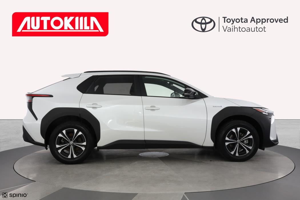 TOYOTA bZ4X 2023