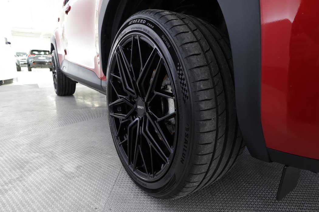 TOYOTA Yaris Cross 2024