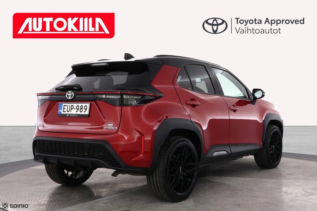 TOYOTA Yaris Cross 2024