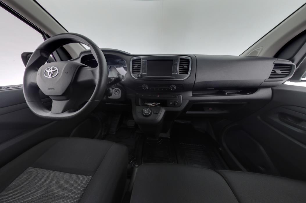 TOYOTA Proace 2023
