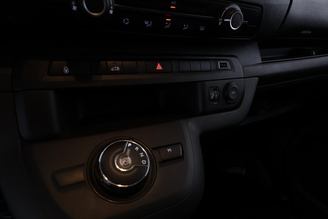 TOYOTA Proace 2023