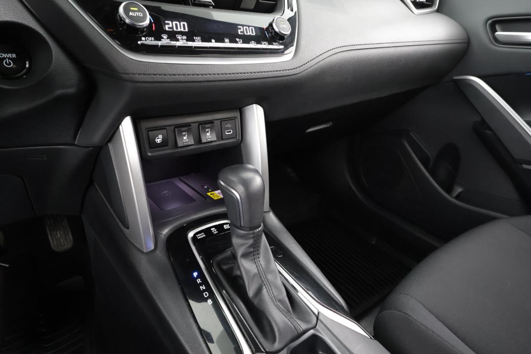 TOYOTA Corolla Cross 2024