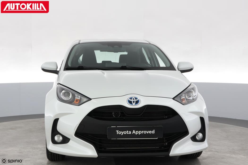 TOYOTA YARIS 2024