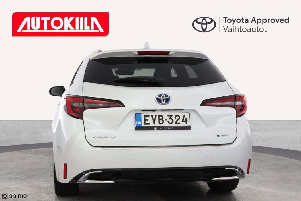 TOYOTA COROLLA 2024