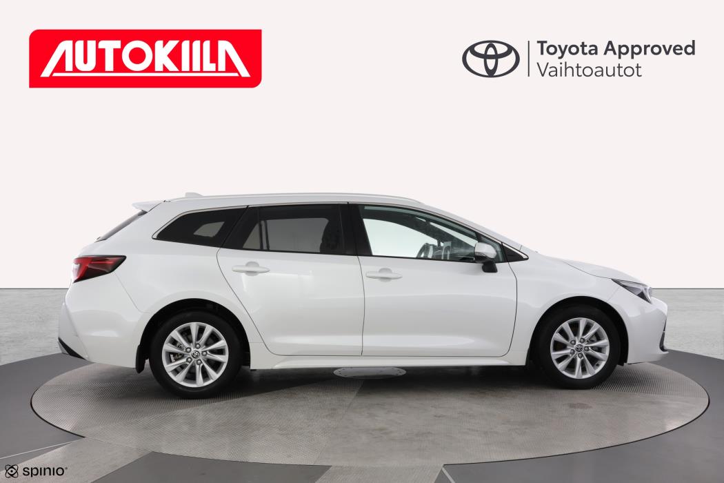 TOYOTA COROLLA 2024