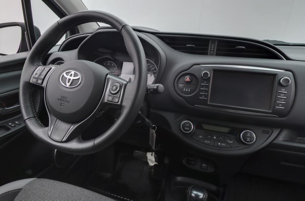 TOYOTA YARIS 2019