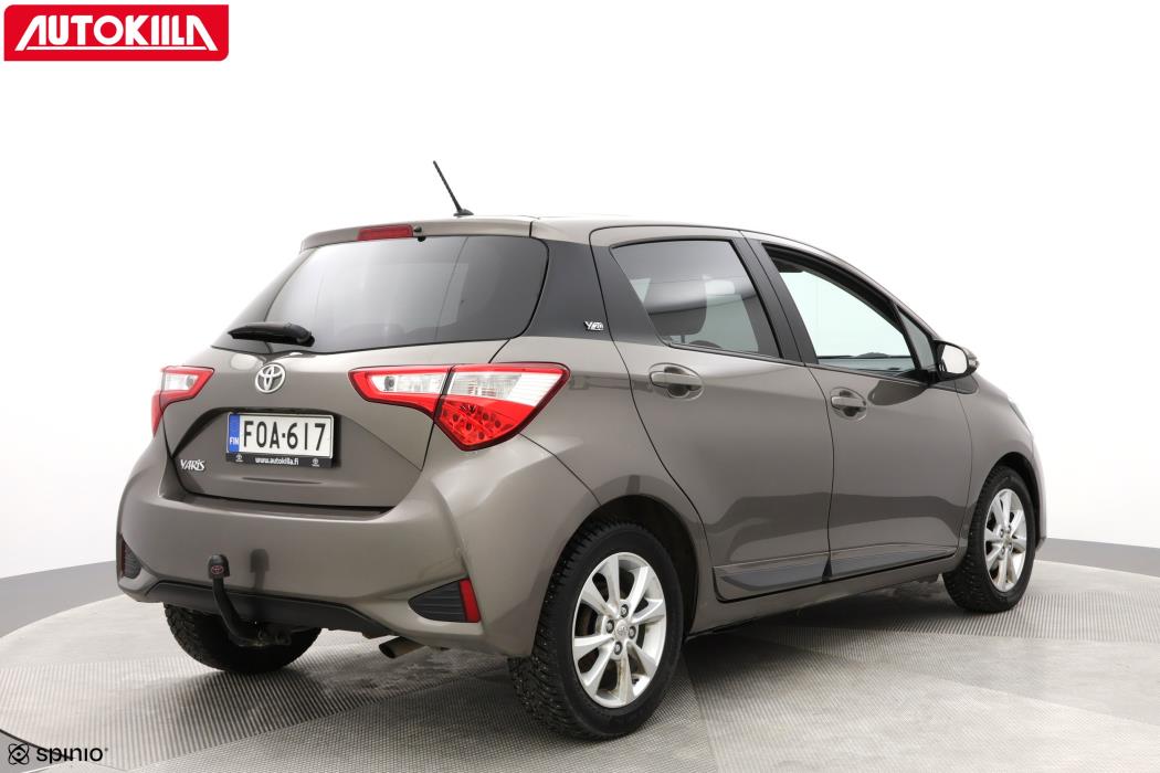 TOYOTA YARIS 2019