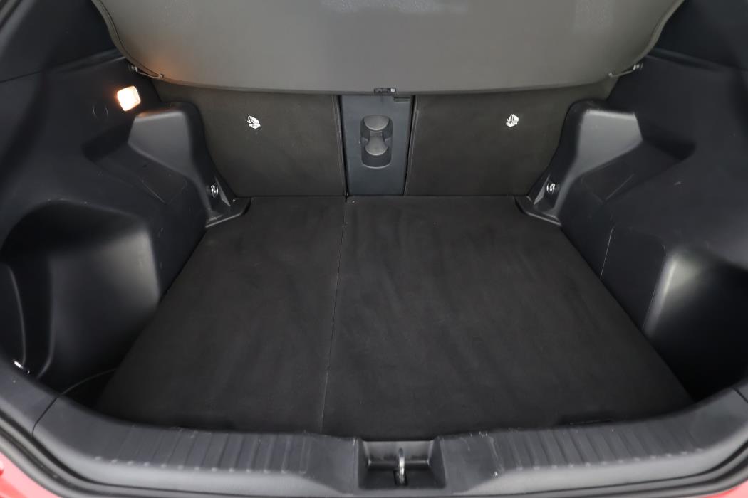 TOYOTA Yaris Cross 2024