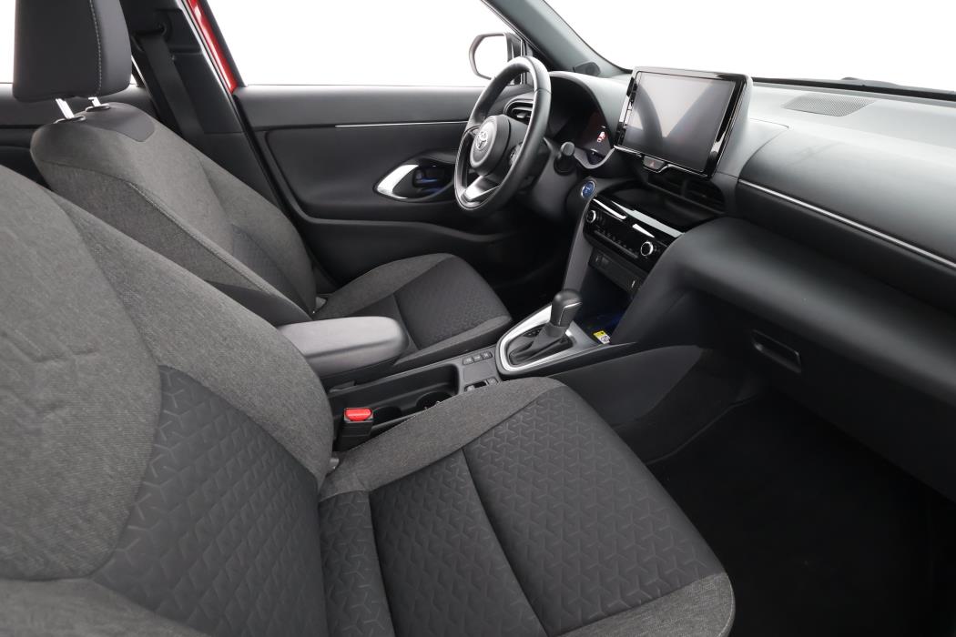 TOYOTA Yaris Cross 2024