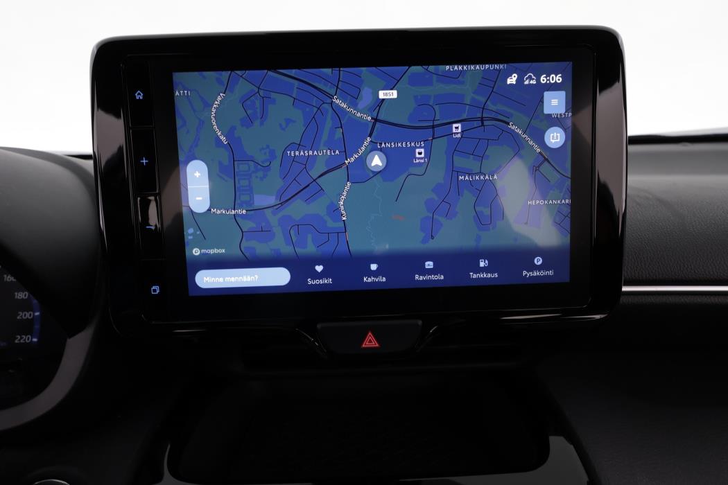 TOYOTA Yaris Cross 2024