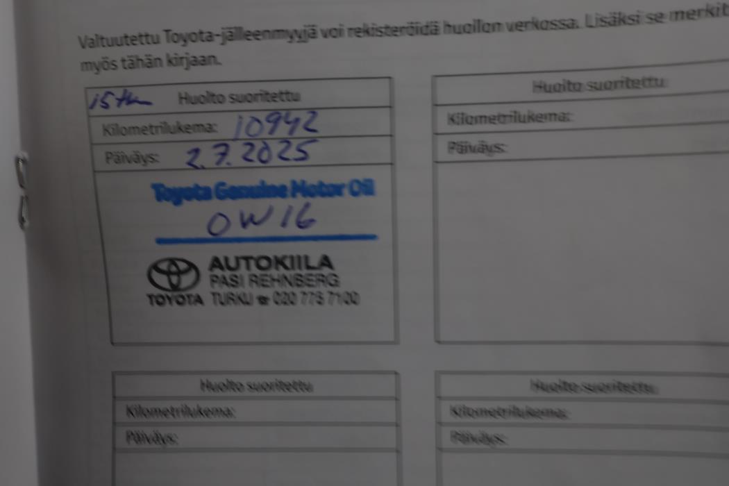 TOYOTA Yaris Cross 2024