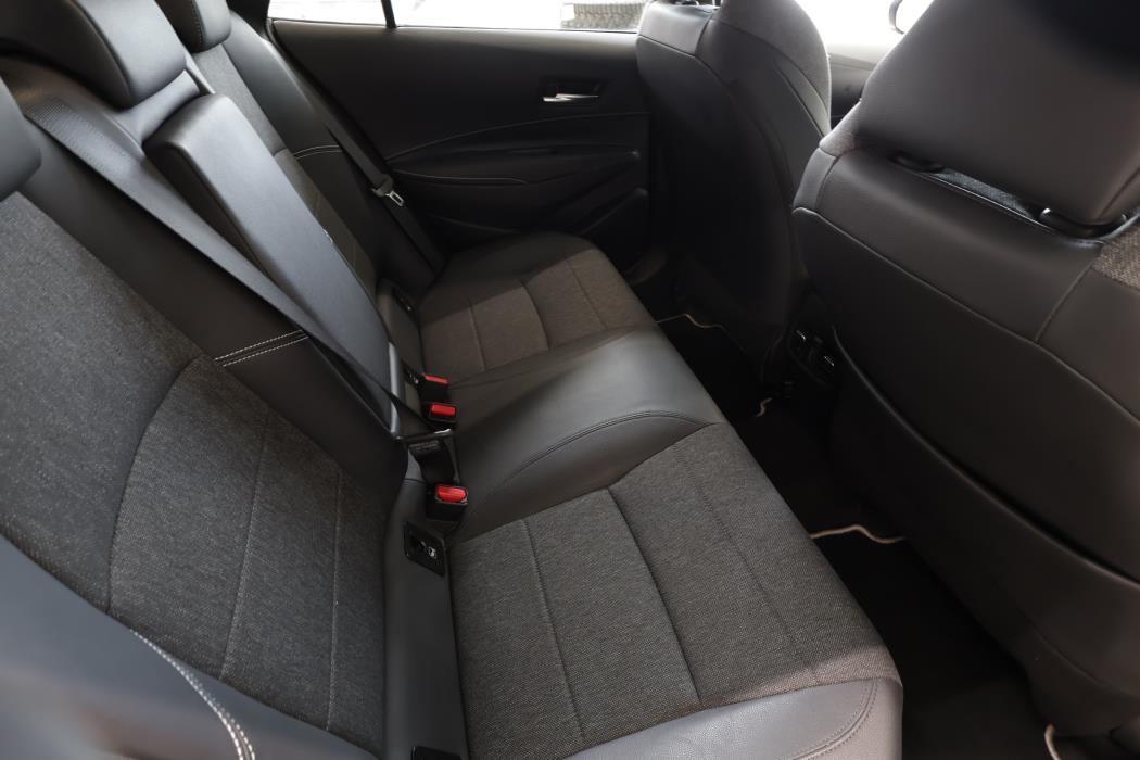 TOYOTA COROLLA 2024