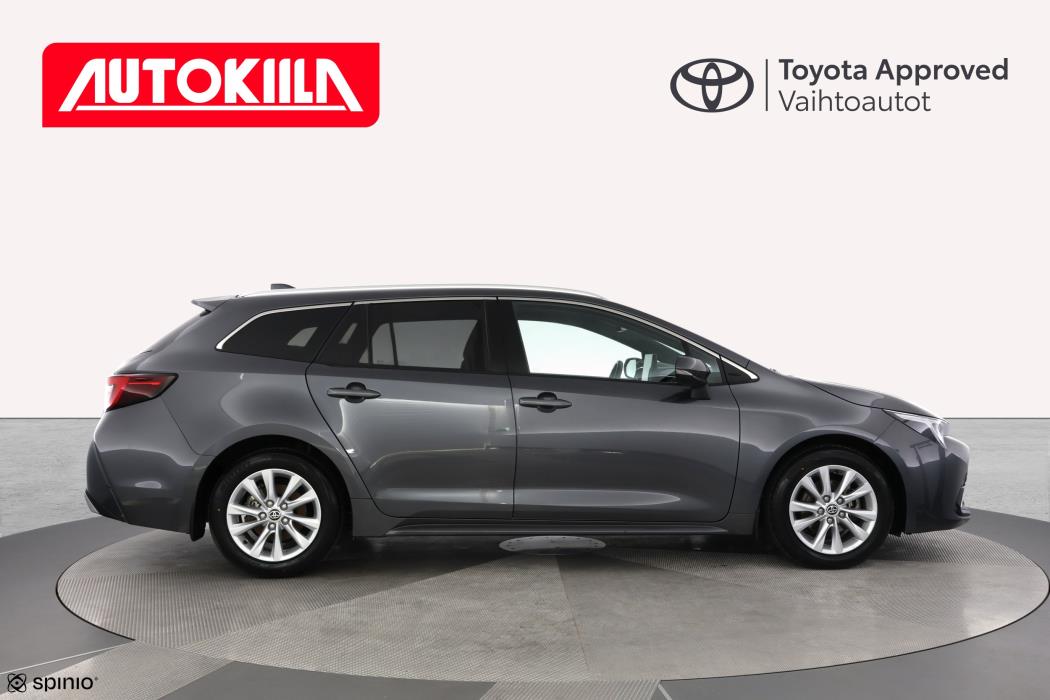 TOYOTA COROLLA 2023