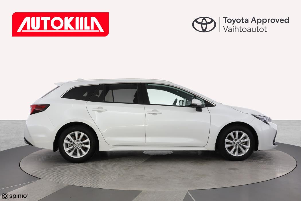 TOYOTA COROLLA 2023