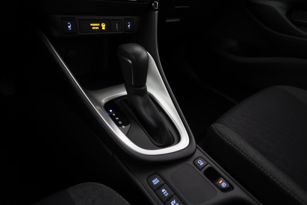 TOYOTA YARIS 2022