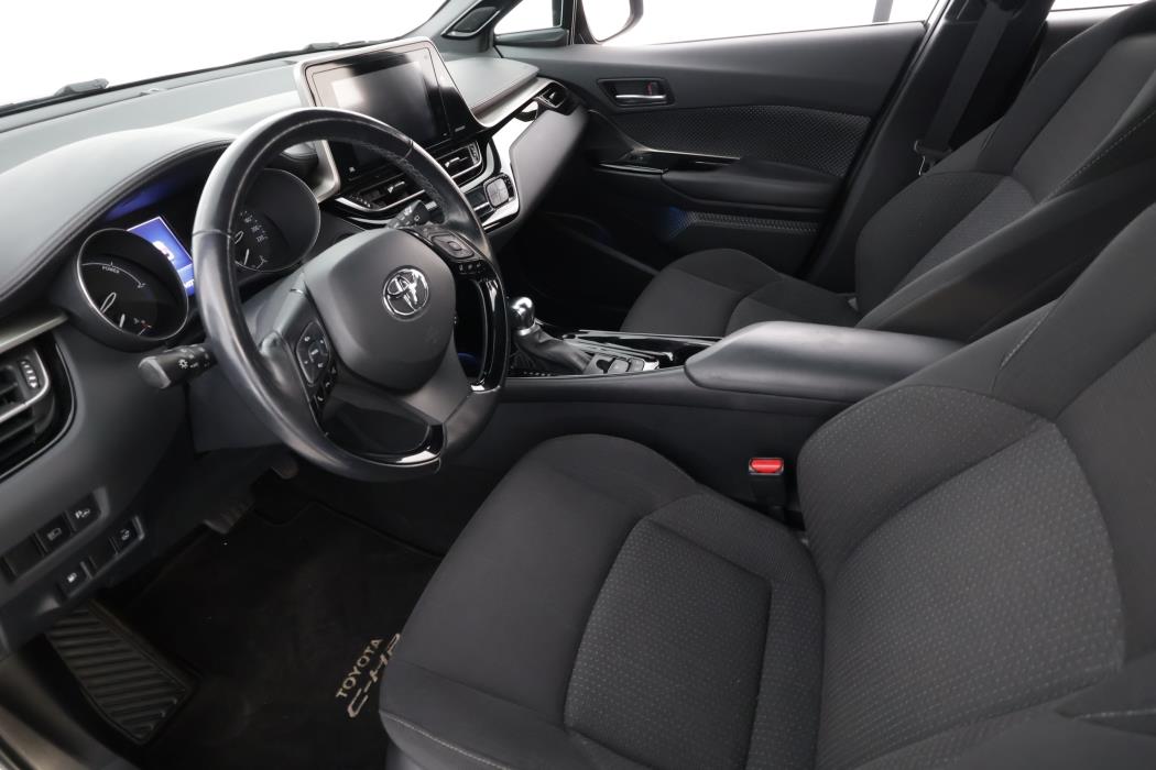 TOYOTA C-HR 2019