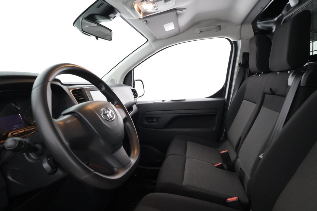 TOYOTA Proace 2023