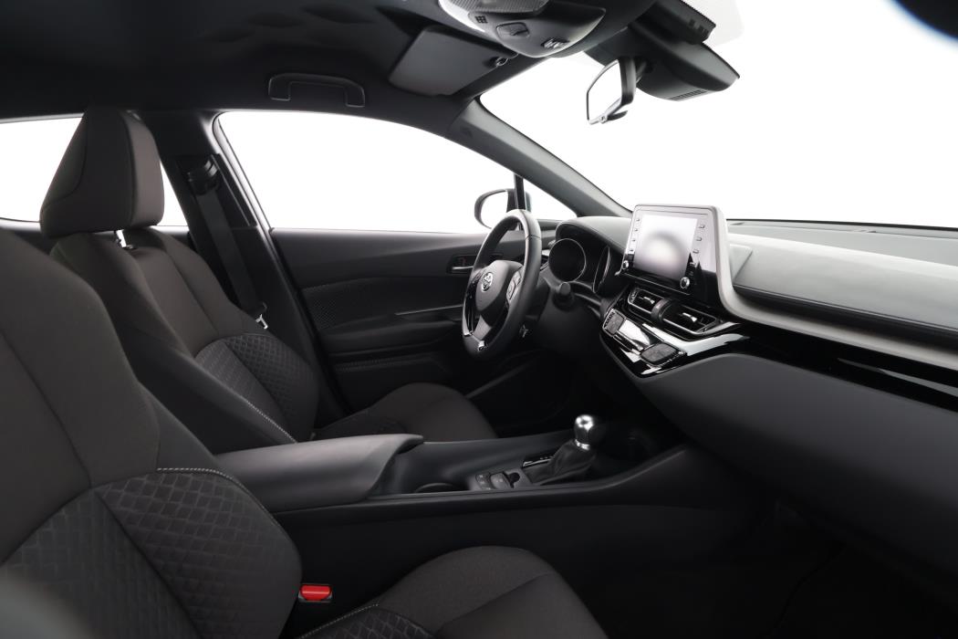 TOYOTA C-HR 2023