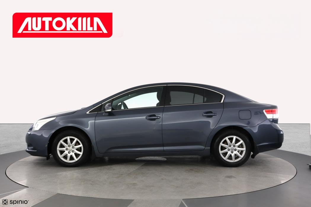 TOYOTA AVENSIS 2010