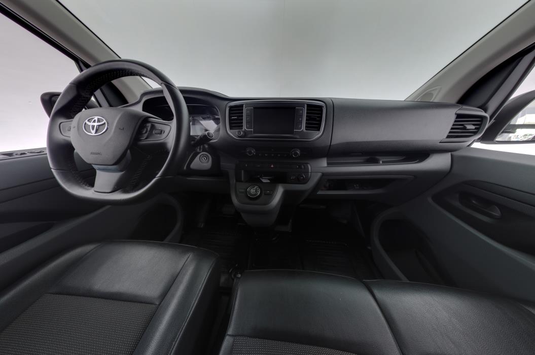 TOYOTA Proace 2022