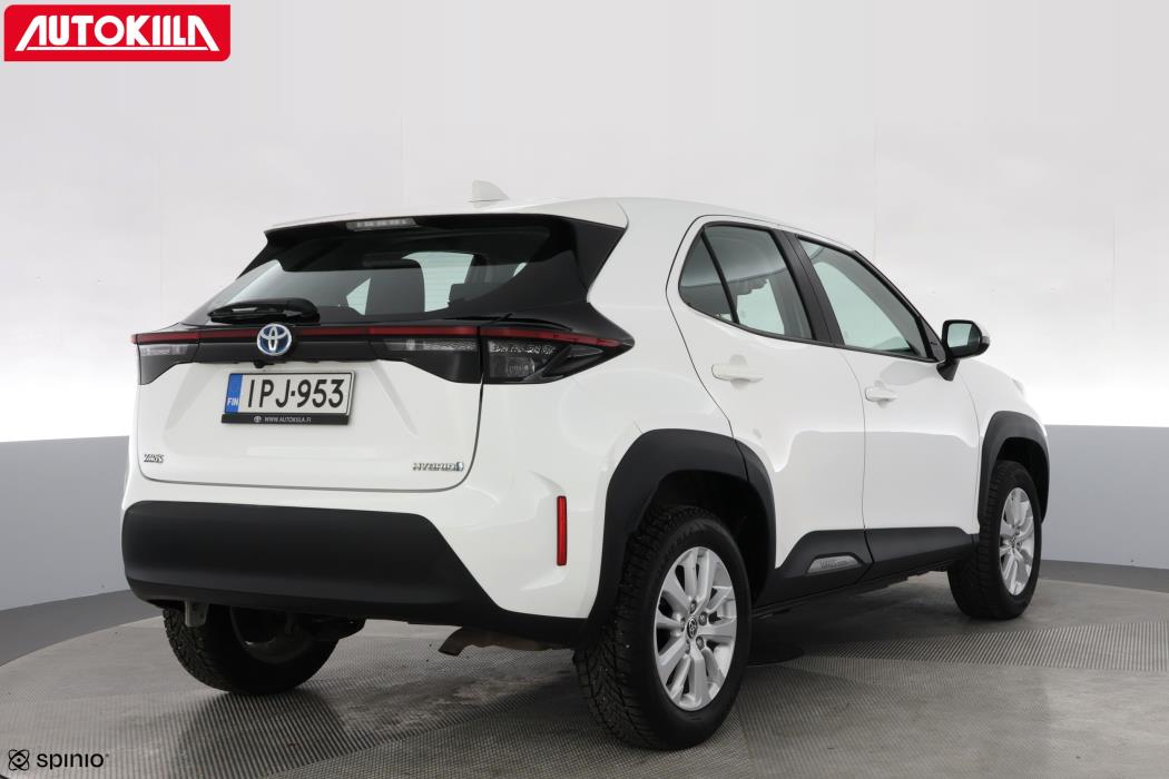 TOYOTA Yaris Cross 2022