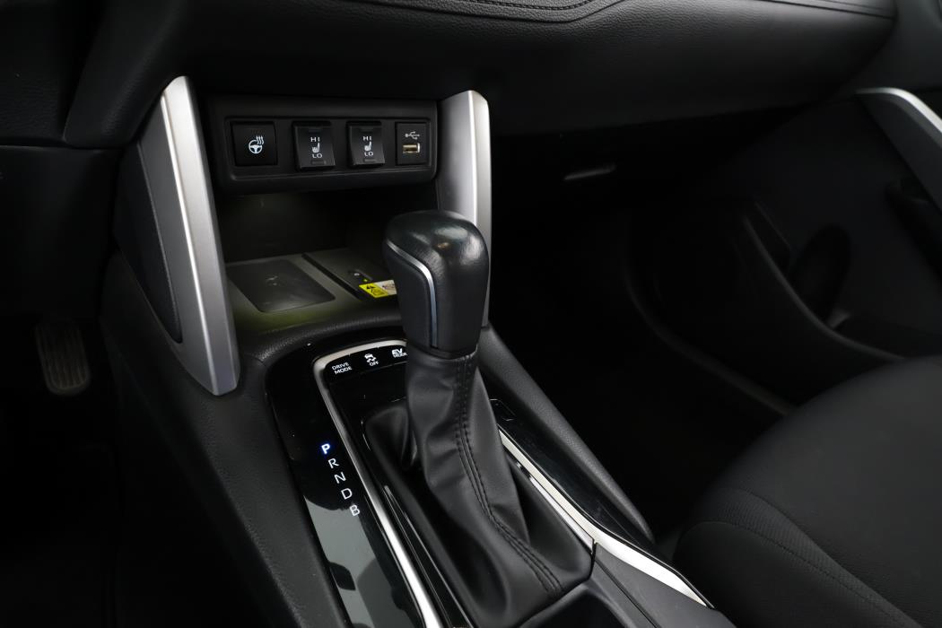 TOYOTA Corolla Cross 2023