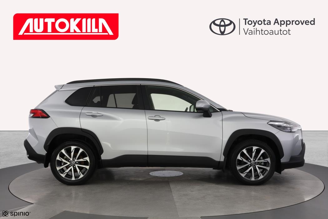 TOYOTA Corolla Cross 2023