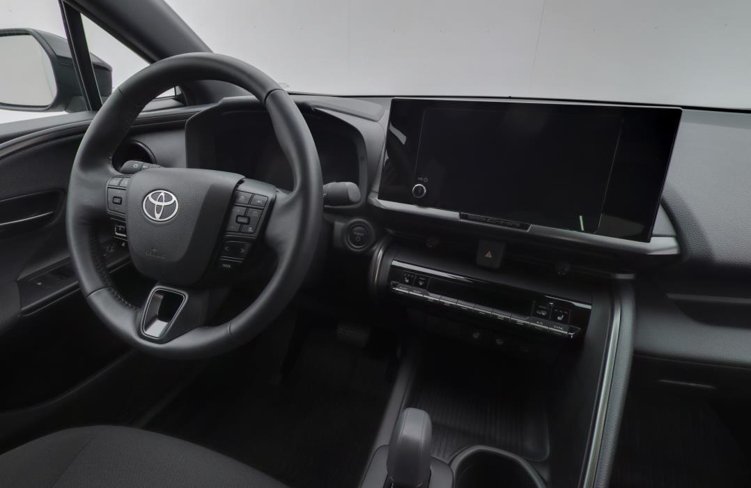 TOYOTA C-HR 2024