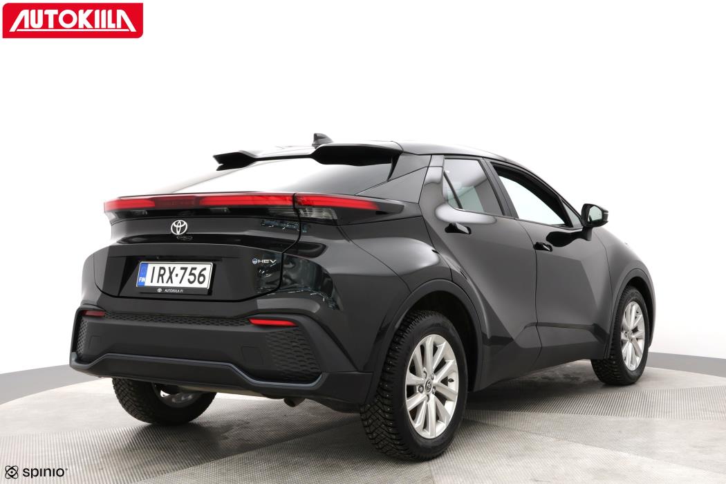 TOYOTA C-HR 2024
