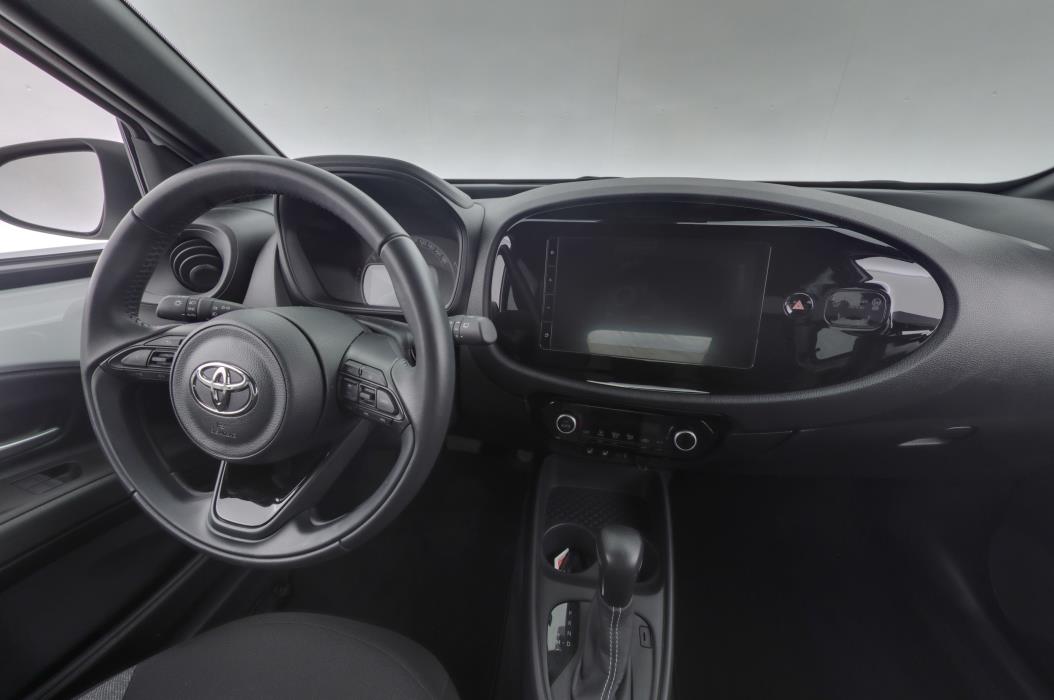 TOYOTA Aygo X 2025