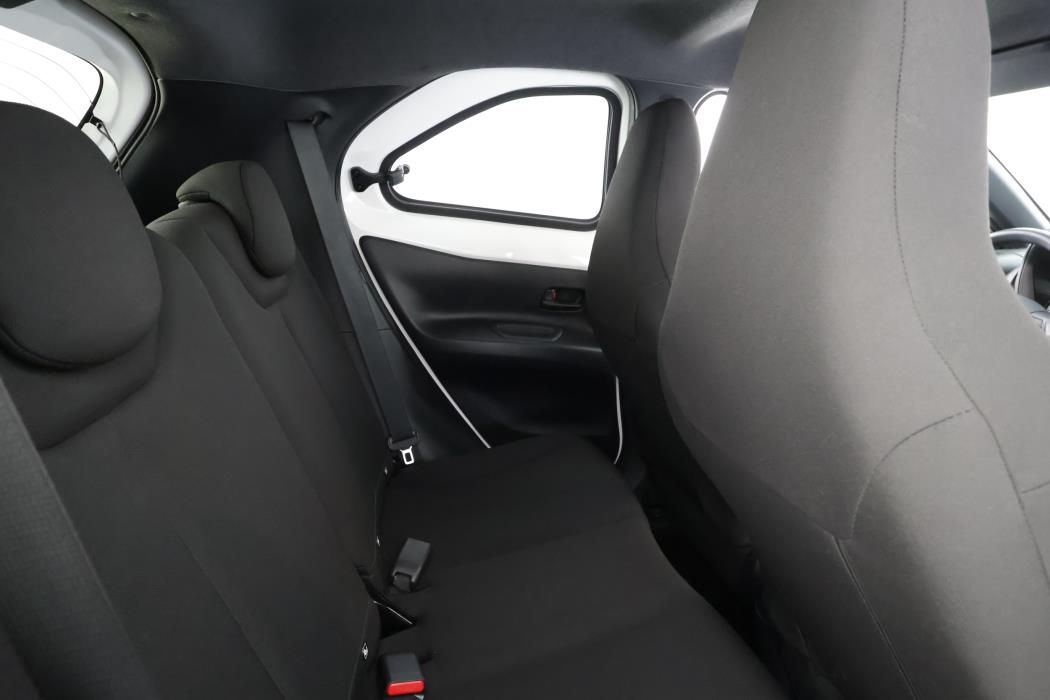 TOYOTA Aygo X 2025