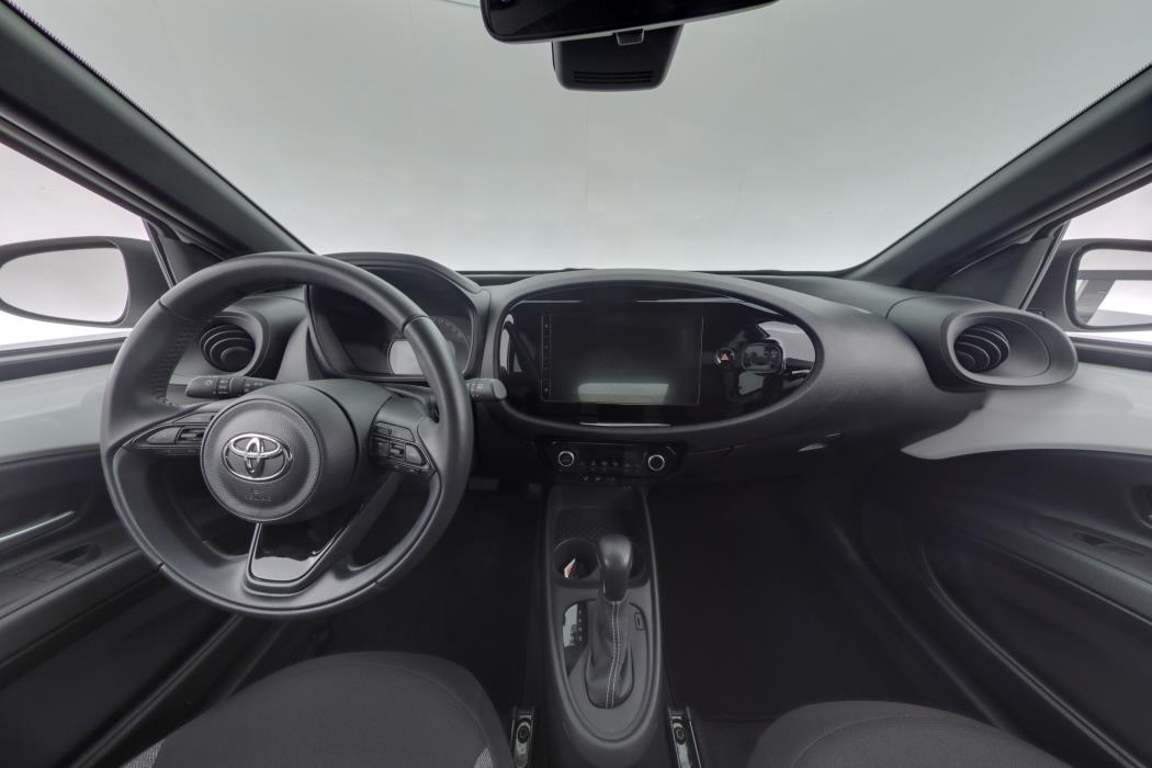 TOYOTA Aygo X 2025