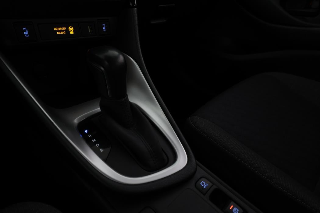 TOYOTA YARIS 2020