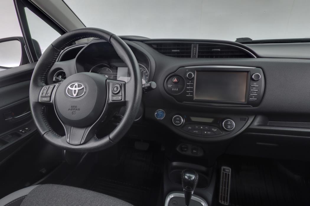 TOYOTA YARIS 2019