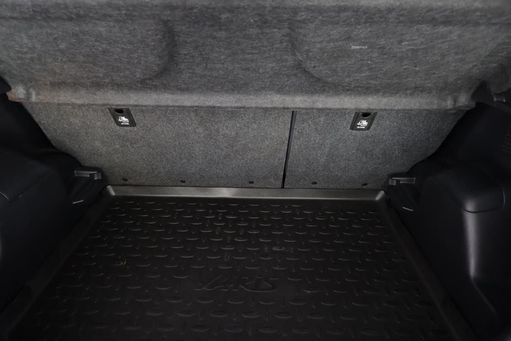 TOYOTA YARIS 2019