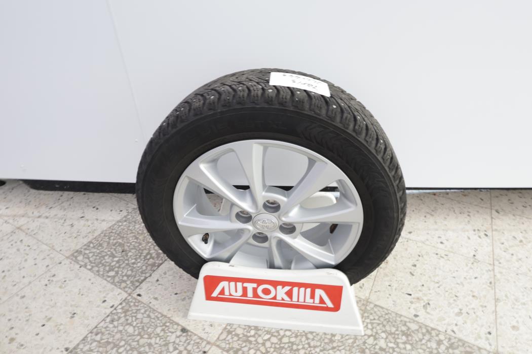TOYOTA YARIS 2019