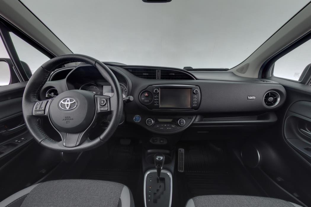TOYOTA YARIS 2019