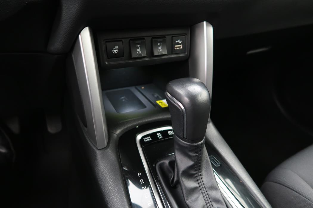 TOYOTA Corolla Cross 2023