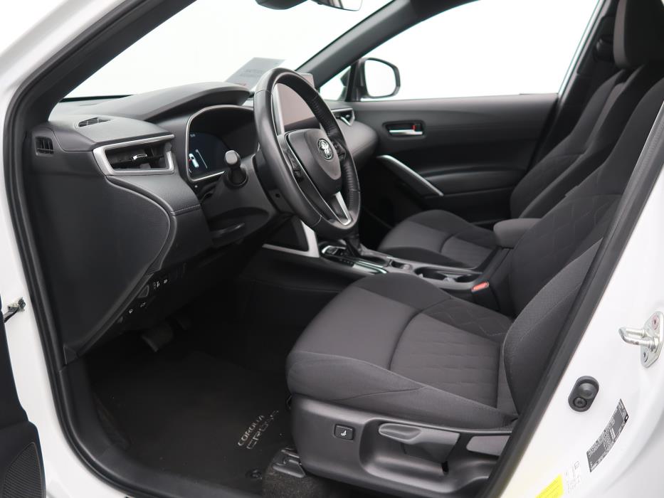 TOYOTA Corolla Cross 2023