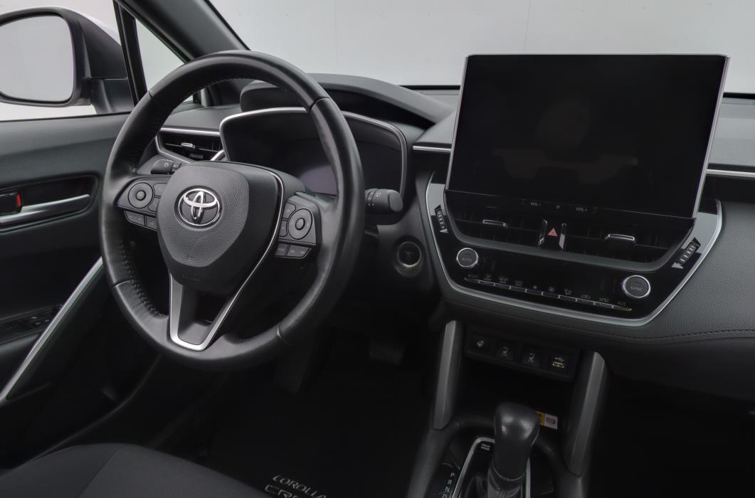 TOYOTA Corolla Cross 2023