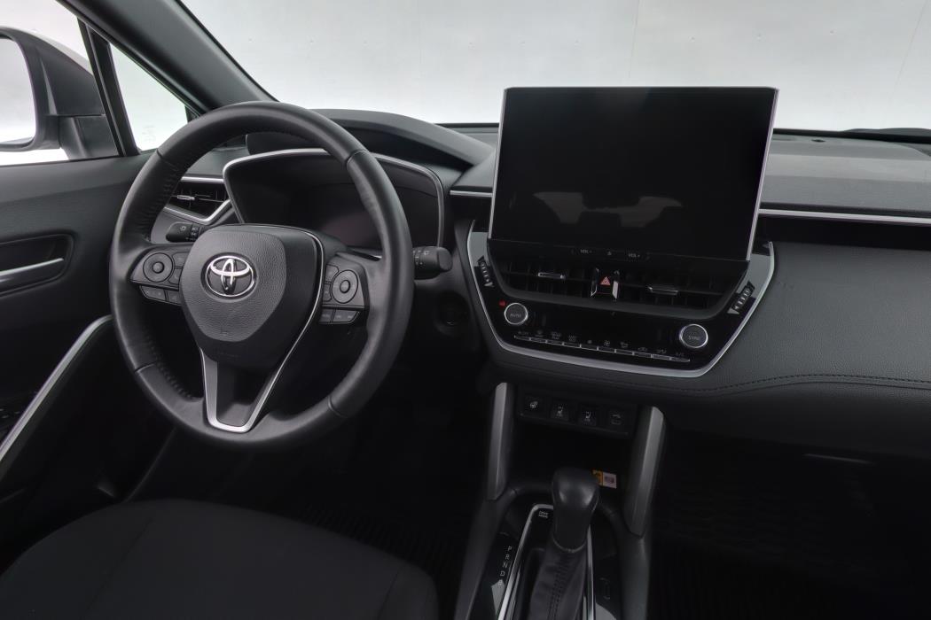 TOYOTA Corolla Cross 2024