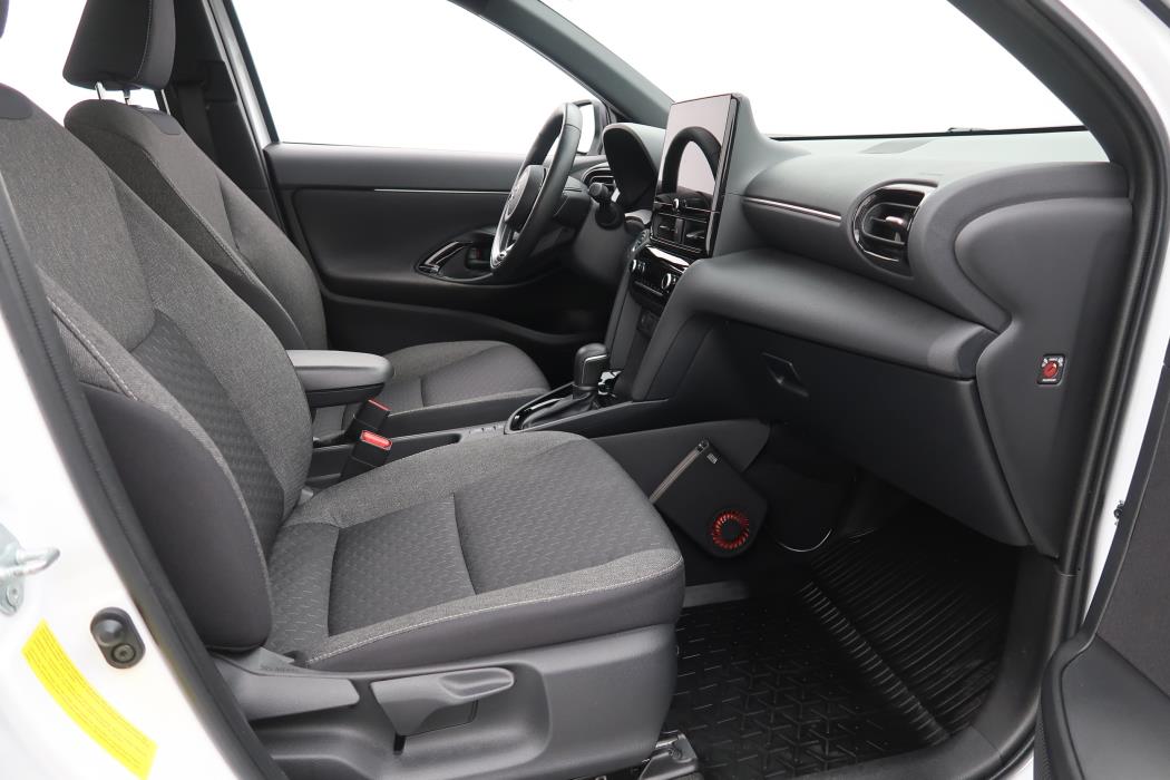 TOYOTA Yaris Cross 2025