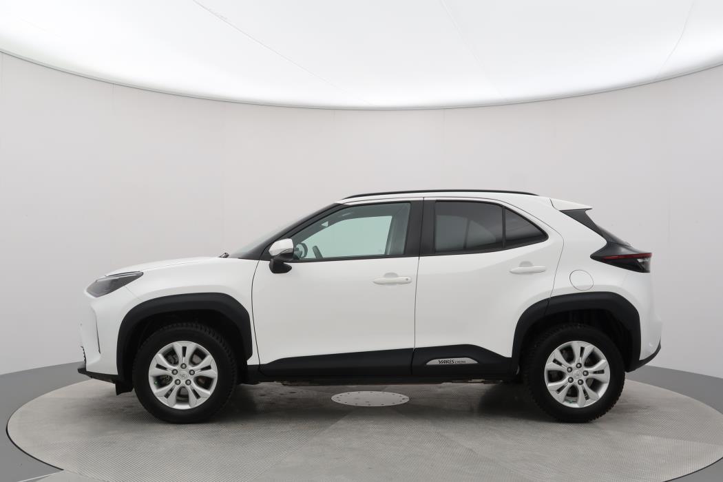 TOYOTA Yaris Cross 2025