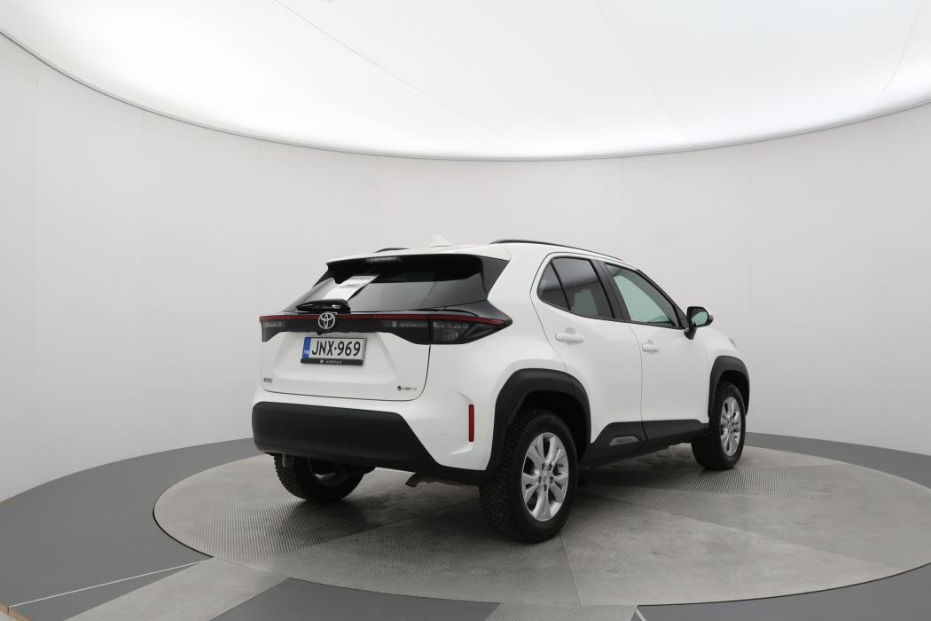 TOYOTA Yaris Cross 2025