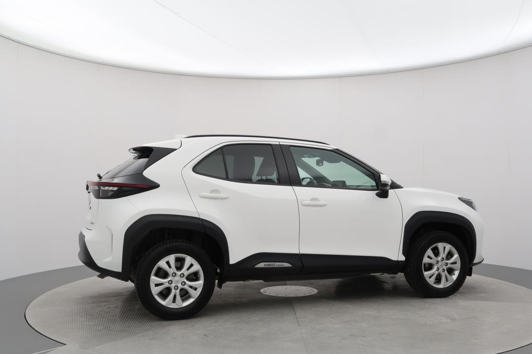 TOYOTA Yaris Cross 2025