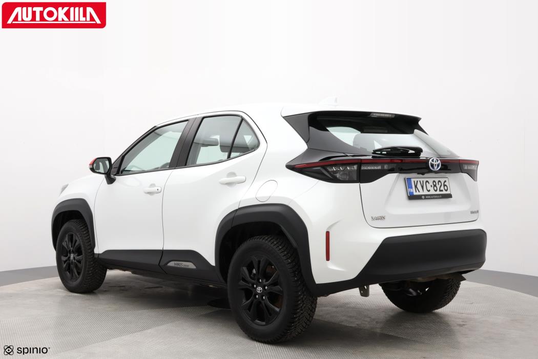TOYOTA Yaris Cross 2023