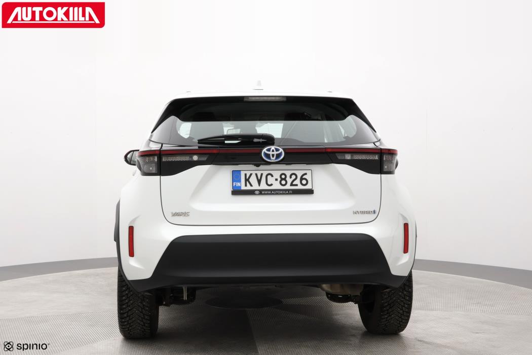 TOYOTA Yaris Cross 2023