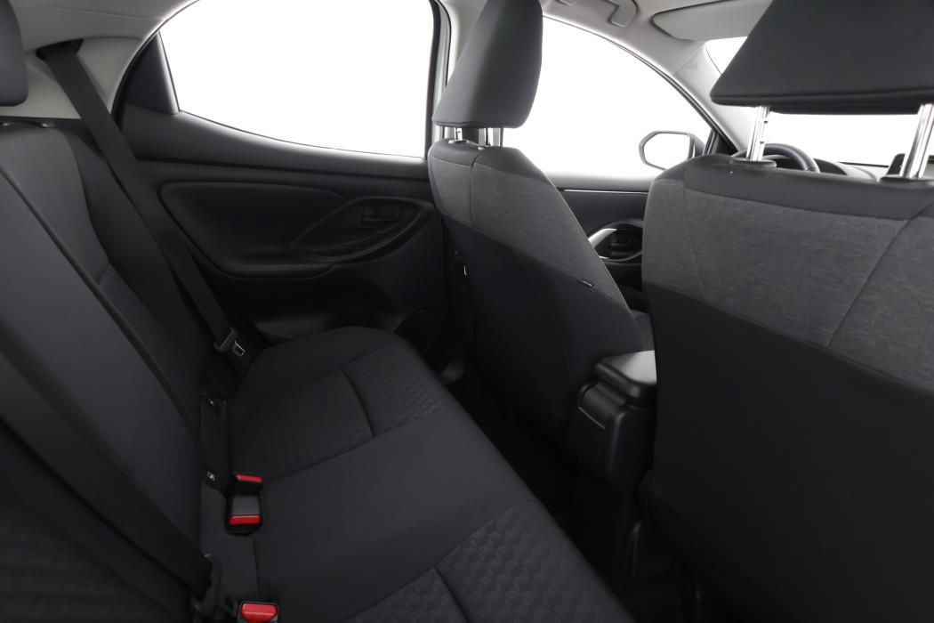 TOYOTA YARIS 2023